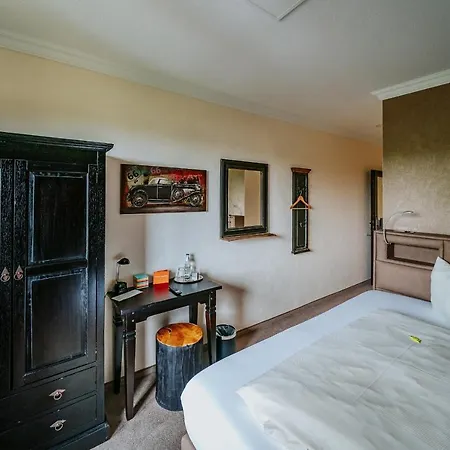 Robrooks Garni Hiddenhausen