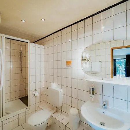 Robrooks Garni Hotell *