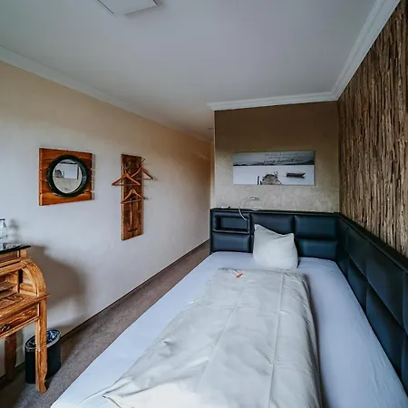 Hotell Robrooks Garni