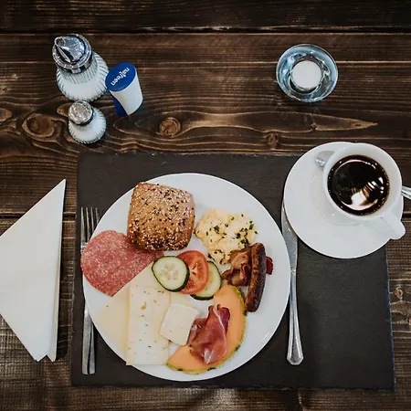 Hotell Robrooks Garni Hiddenhausen