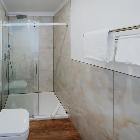 Robrooks Garni Hiddenhausen