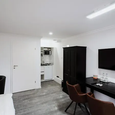 Szálloda Robrooks Garni Hiddenhausen