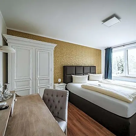 Robrooks Garni Hiddenhausen