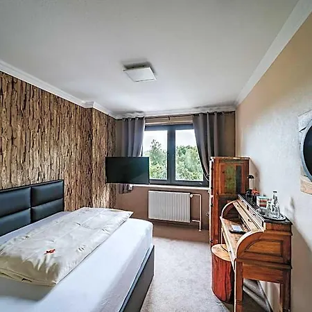 Hotel Robrooks Garni