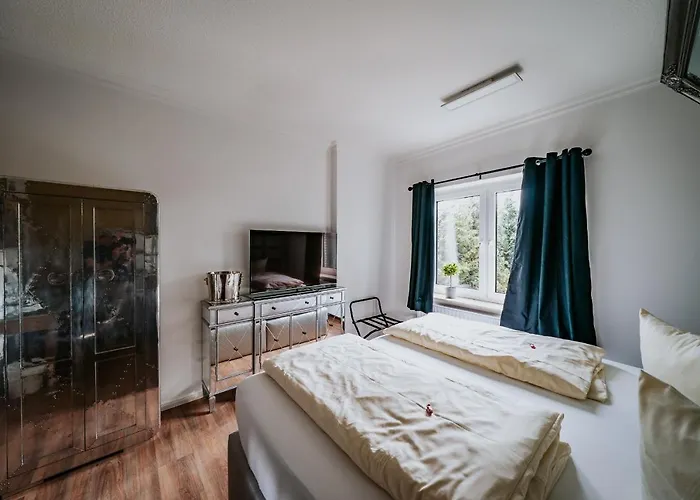 Robrooks Garni Hotel Hiddenhausen