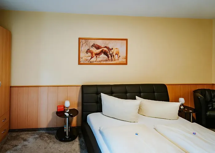 Robrooks Garni * Hiddenhausen