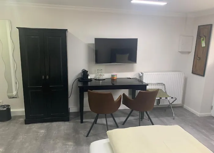 Hotel Robrooks Garni