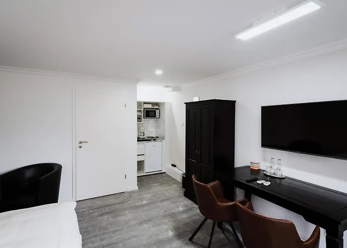 Hotel Robrooks Garni Hiddenhausen