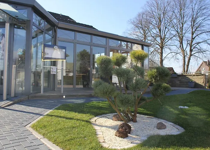 Robrooks Garni Hotel *